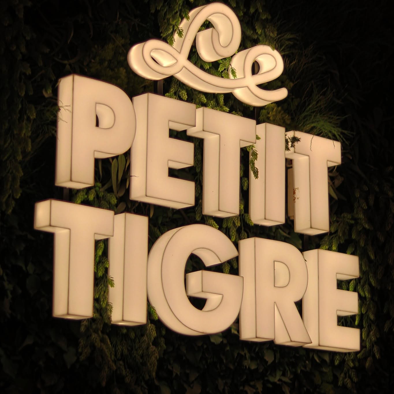 Etablissements Petit Tigre